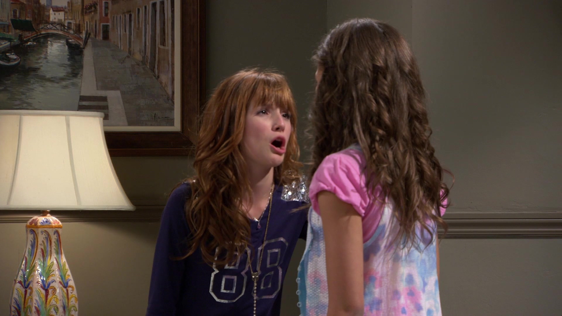 Shake_It_Up_S01E02_1080p_BTD_002129.jpg