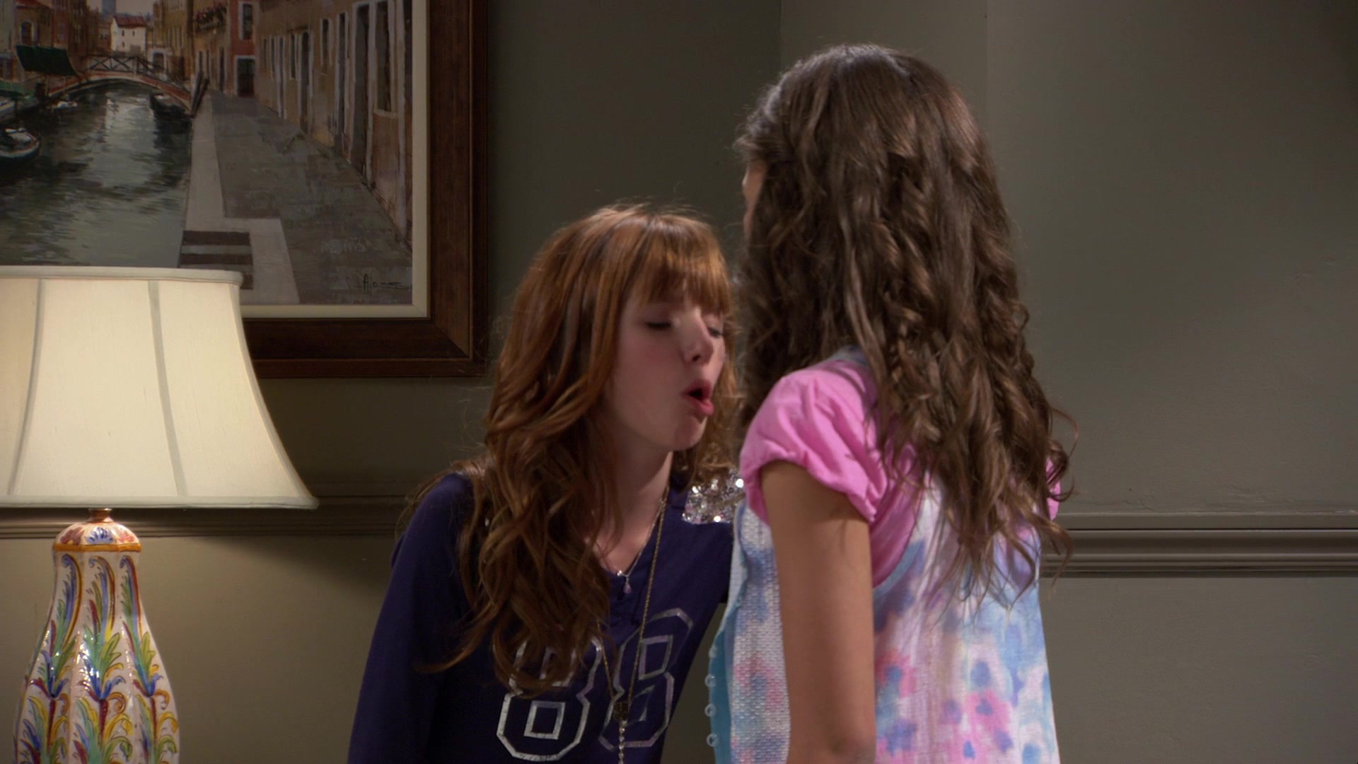 Shake_It_Up_S01E02_1080p_BTD_002130.jpg Shake_It_Up_S01E02_1080p_BTD_002130.jpg