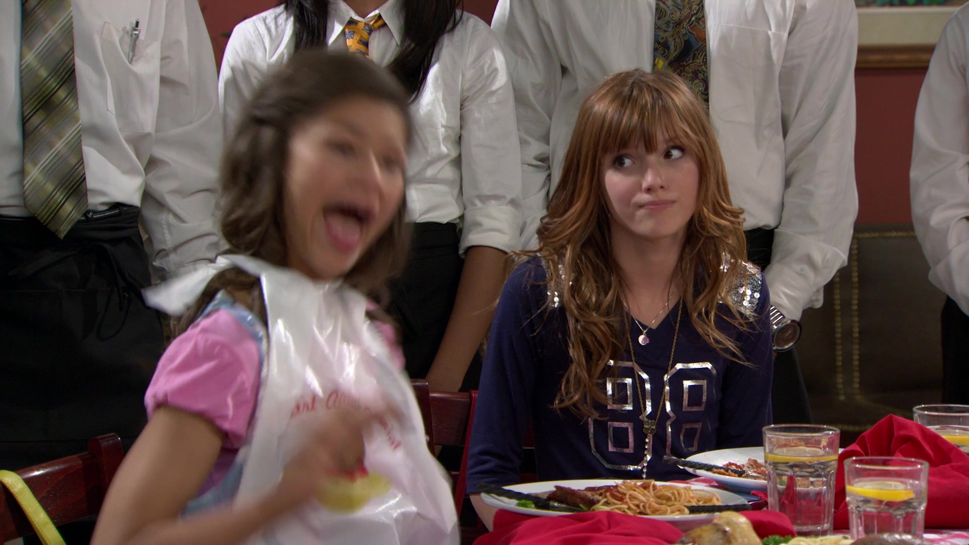 Shake_It_Up_S01E02_1080p_BTD_002322.jpg