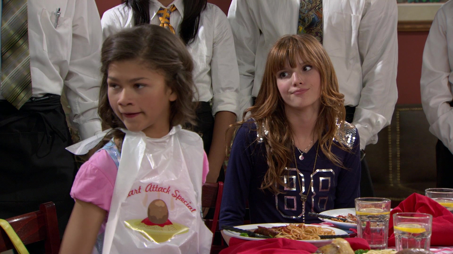 Shake_It_Up_S01E02_1080p_BTD_002325.jpg