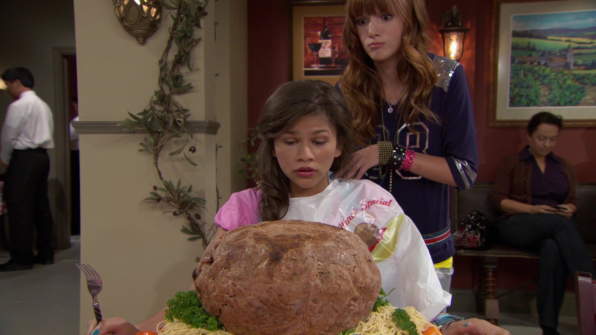 Shake_It_Up_S01E02_1080p_BTD_002394.jpg Shake_It_Up_S01E02_1080p_BTD_002394.jpg