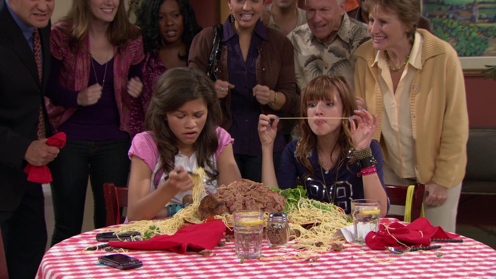 Shake_It_Up_S01E02_1080p_BTD_002657.jpg