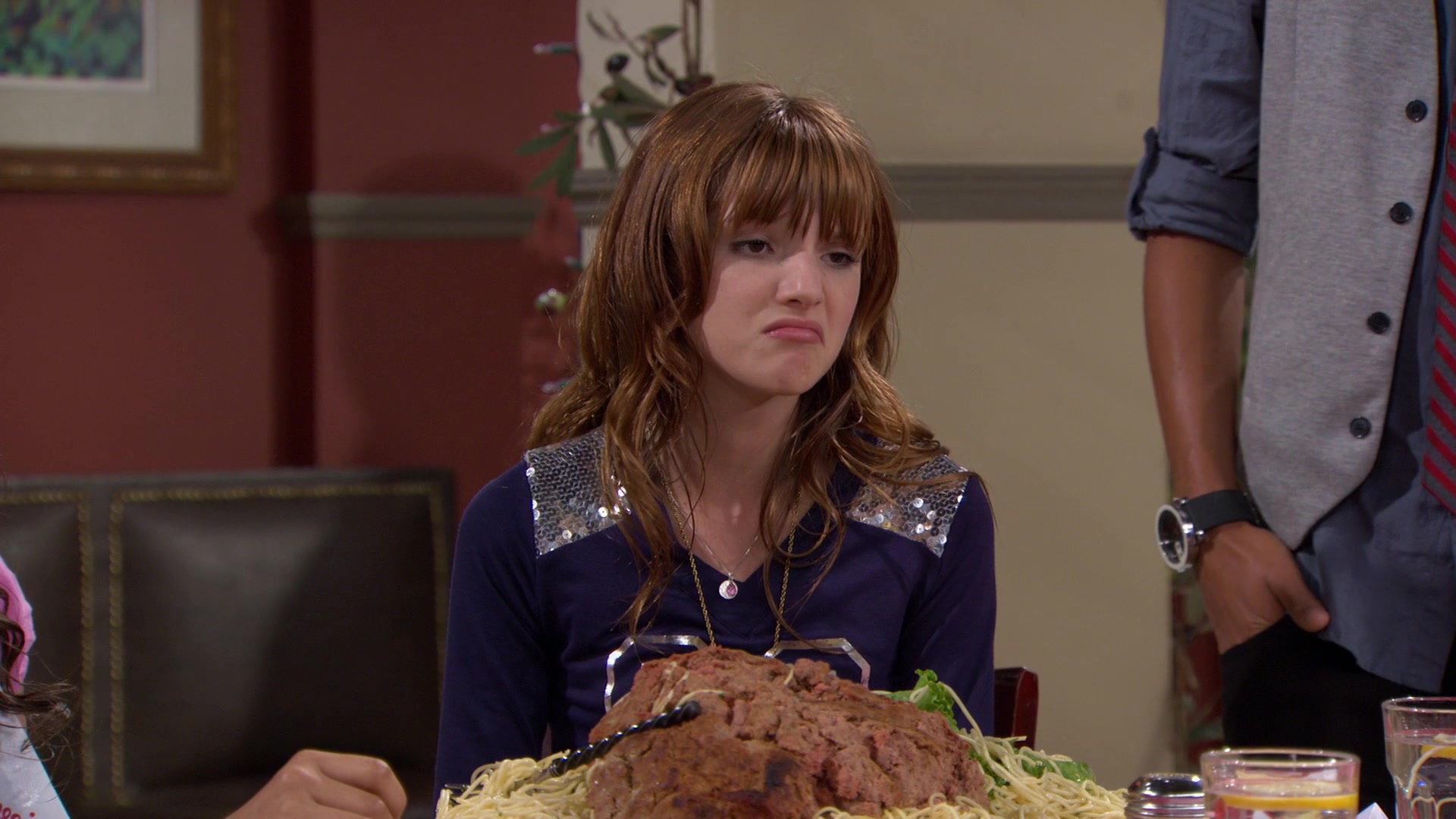 Shake_It_Up_S01E02_1080p_BTD_002757.jpg