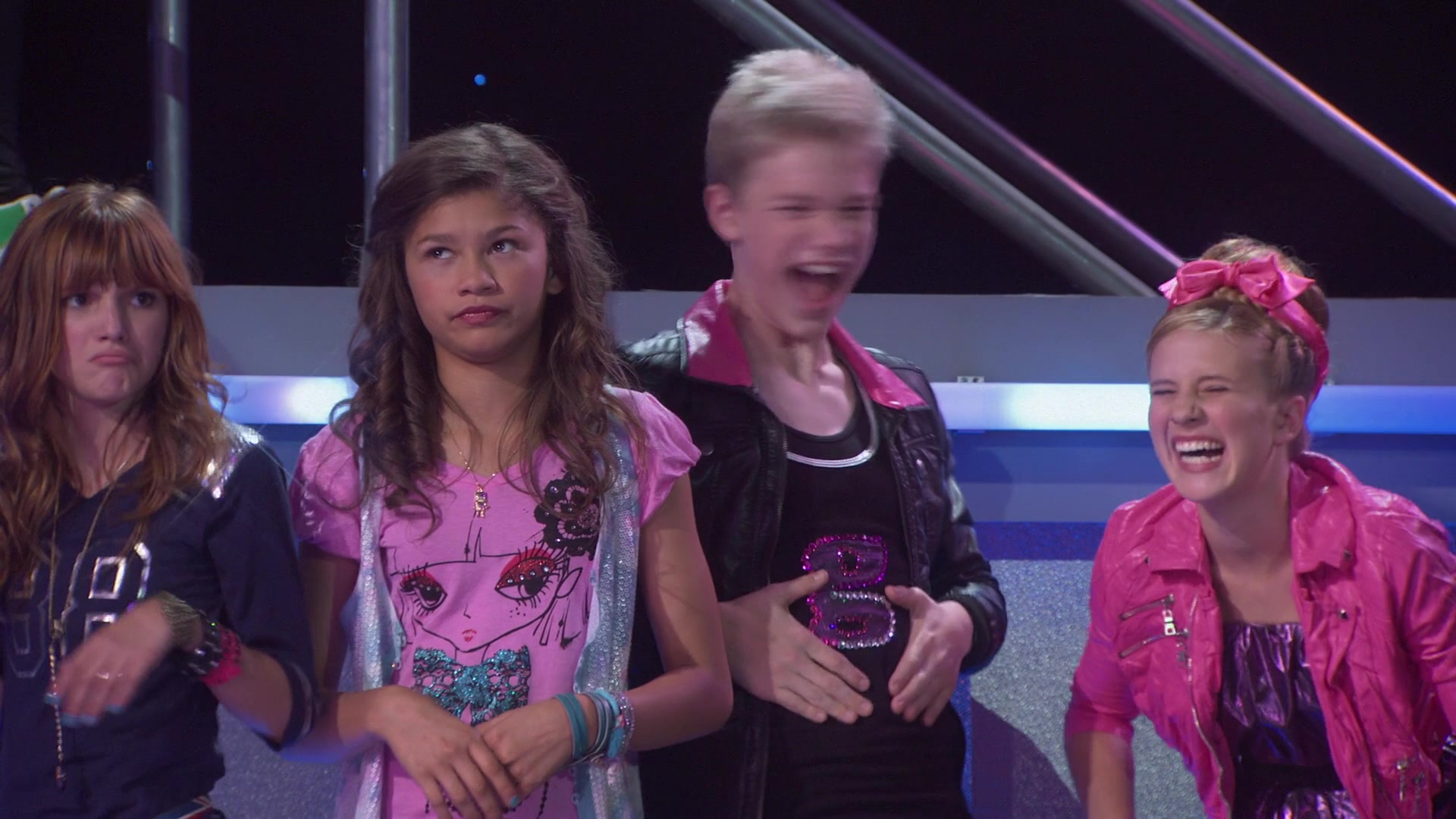 Shake_It_Up_S01E02_1080p_BTD_002957.jpg