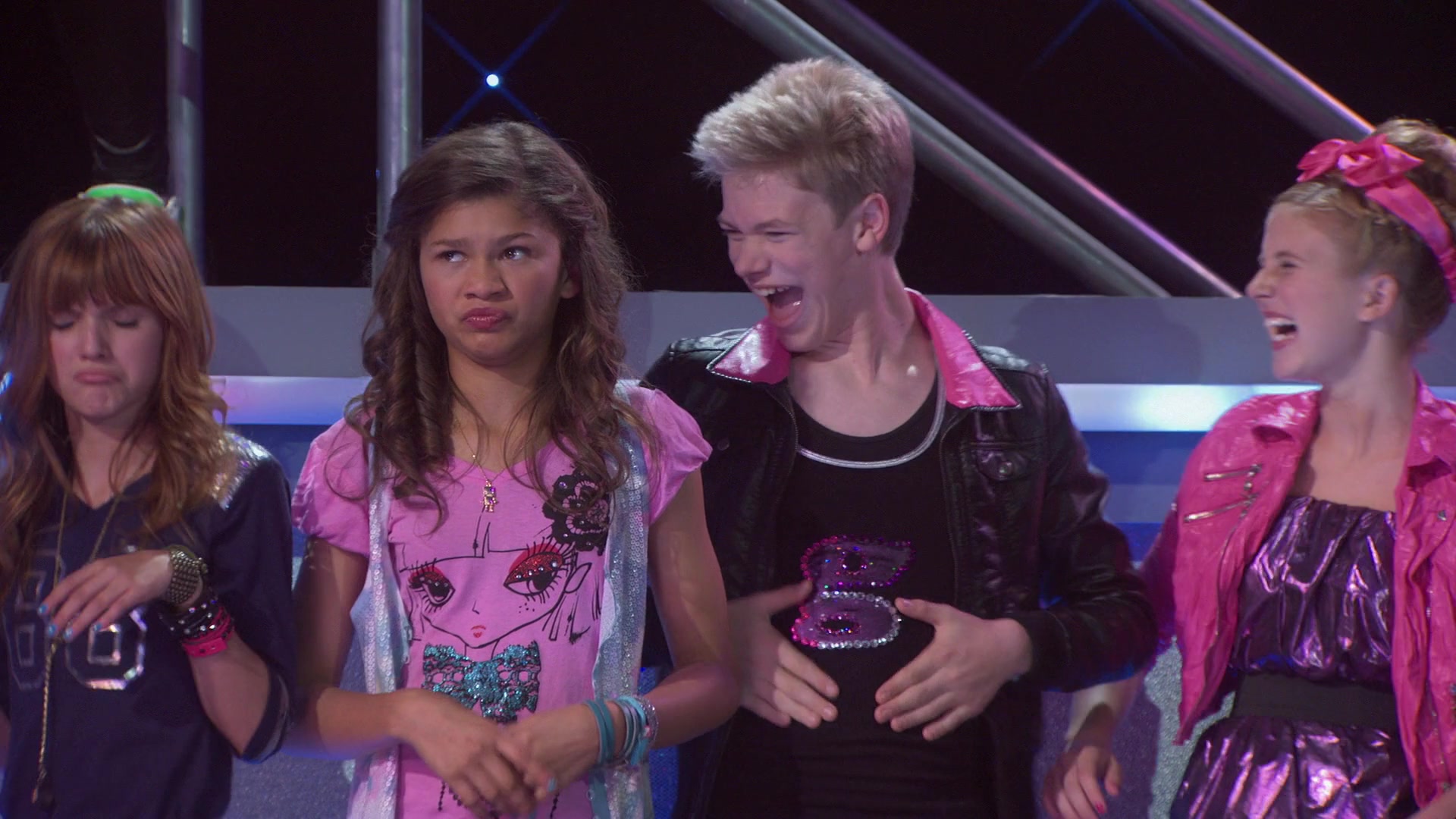Shake_It_Up_S01E02_1080p_BTD_002958.jpg Shake_It_Up_S01E02_1080p_BTD_002958.jpg