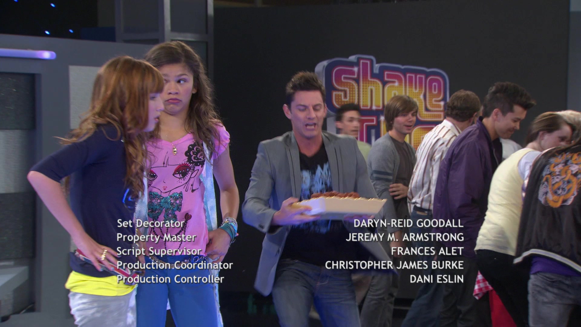 Shake_It_Up_S01E02_1080p_BTD_003103.jpg Shake_It_Up_S01E02_1080p_BTD_003103.jpg