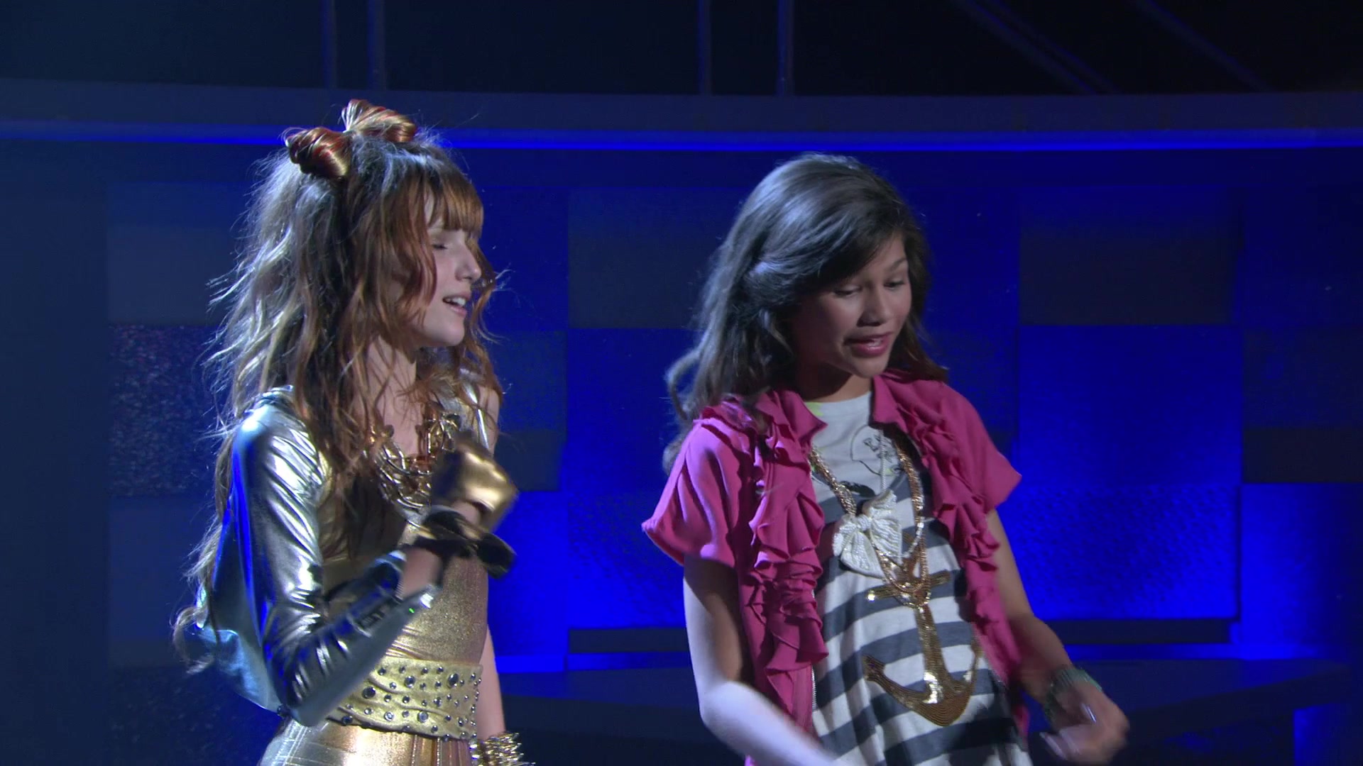 Shake_It_Up_S01E03_1080p_BTD_000137.jpg Shake_It_Up_S01E03_1080p_BTD_000137.jpg