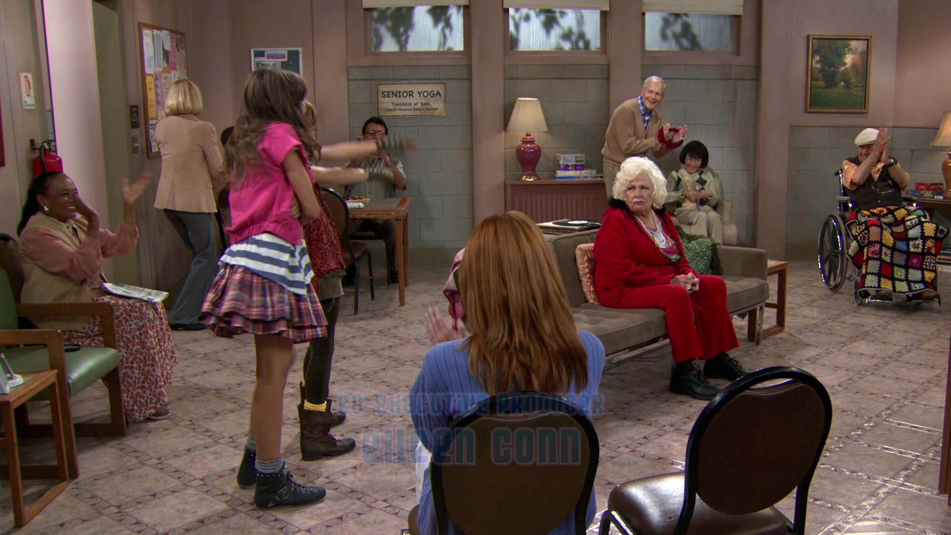 Shake_It_Up_S01E03_1080p_BTD_000506.jpg