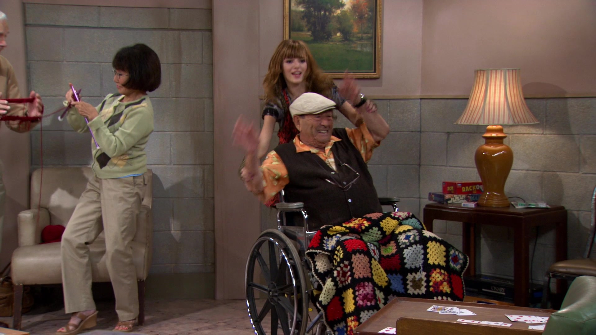 Shake_It_Up_S01E03_1080p_BTD_000587.jpg