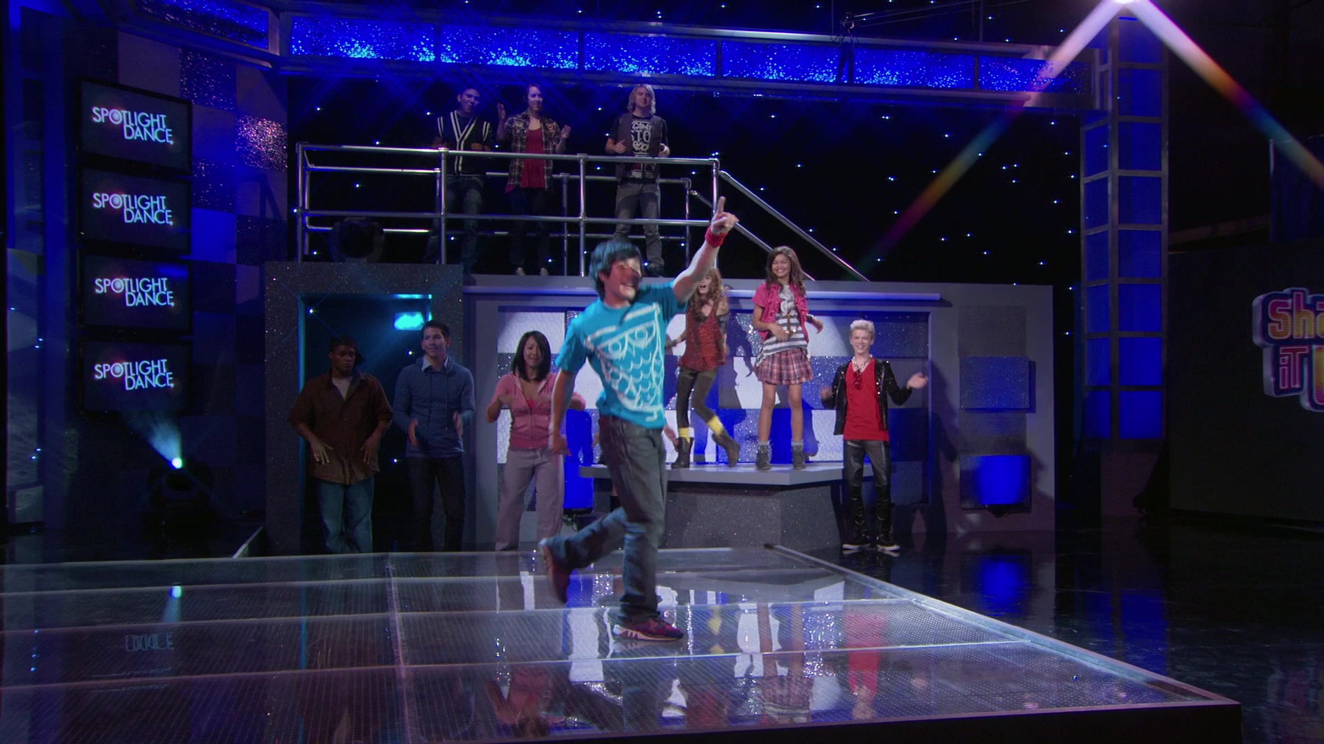 Shake_It_Up_S01E03_1080p_BTD_000692.jpg