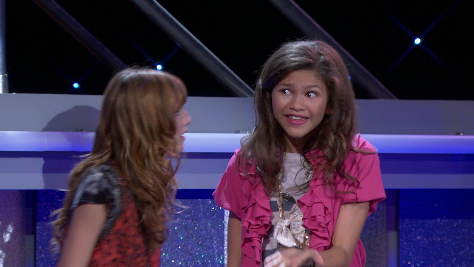 Shake_It_Up_S01E03_1080p_BTD_000750.jpg Shake_It_Up_S01E03_1080p_BTD_000750.jpg