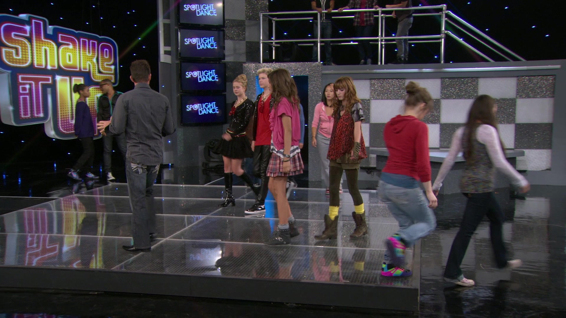 Shake_It_Up_S01E03_1080p_BTD_000842.jpg Shake_It_Up_S01E03_1080p_BTD_000842.jpg