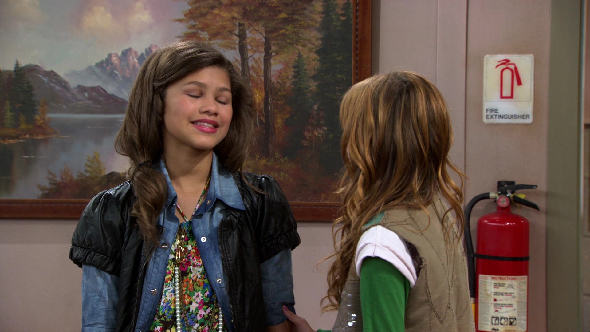 Shake_It_Up_S01E03_1080p_BTD_001192.jpg