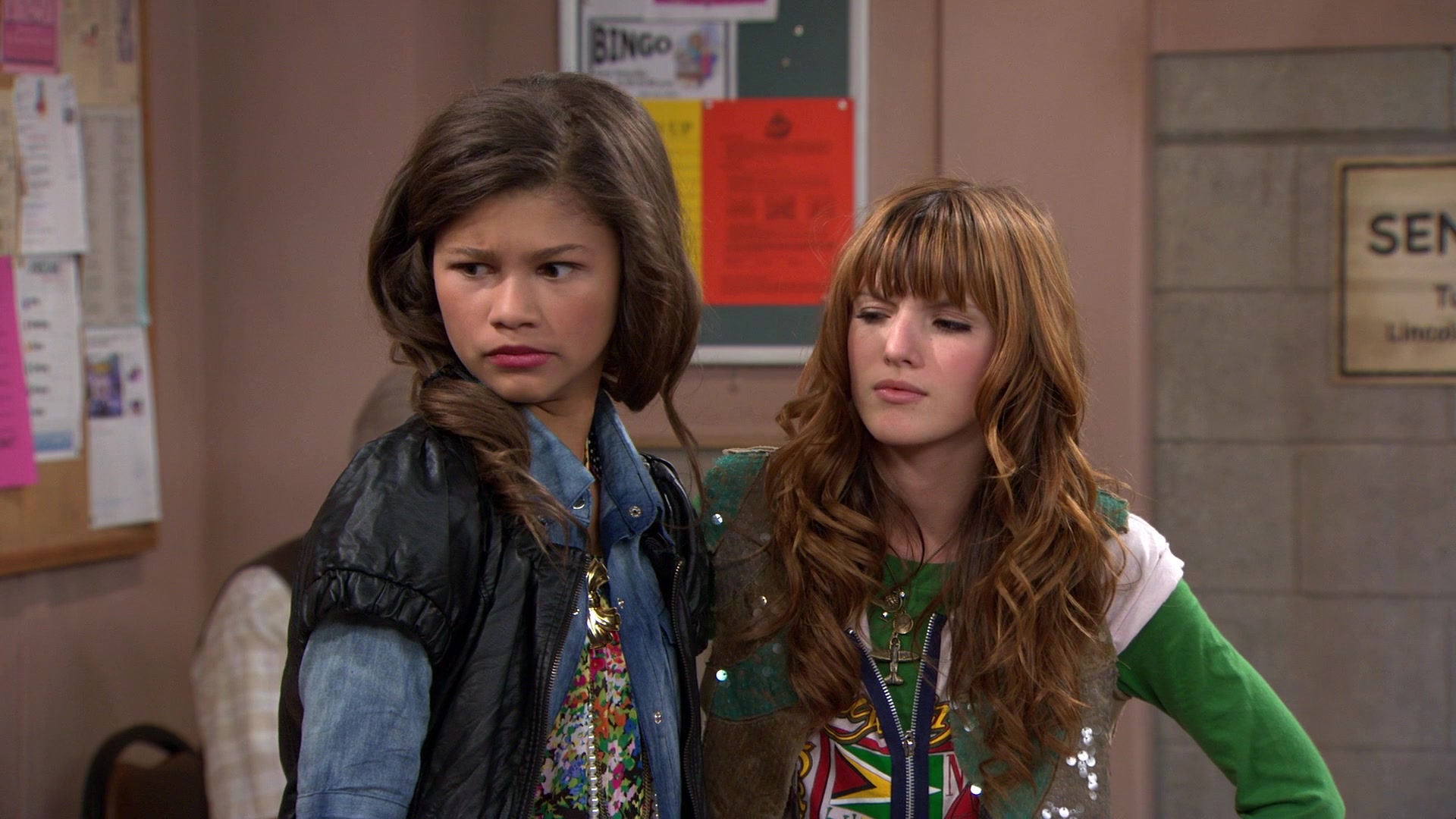 Shake_It_Up_S01E03_1080p_BTD_001213.jpg