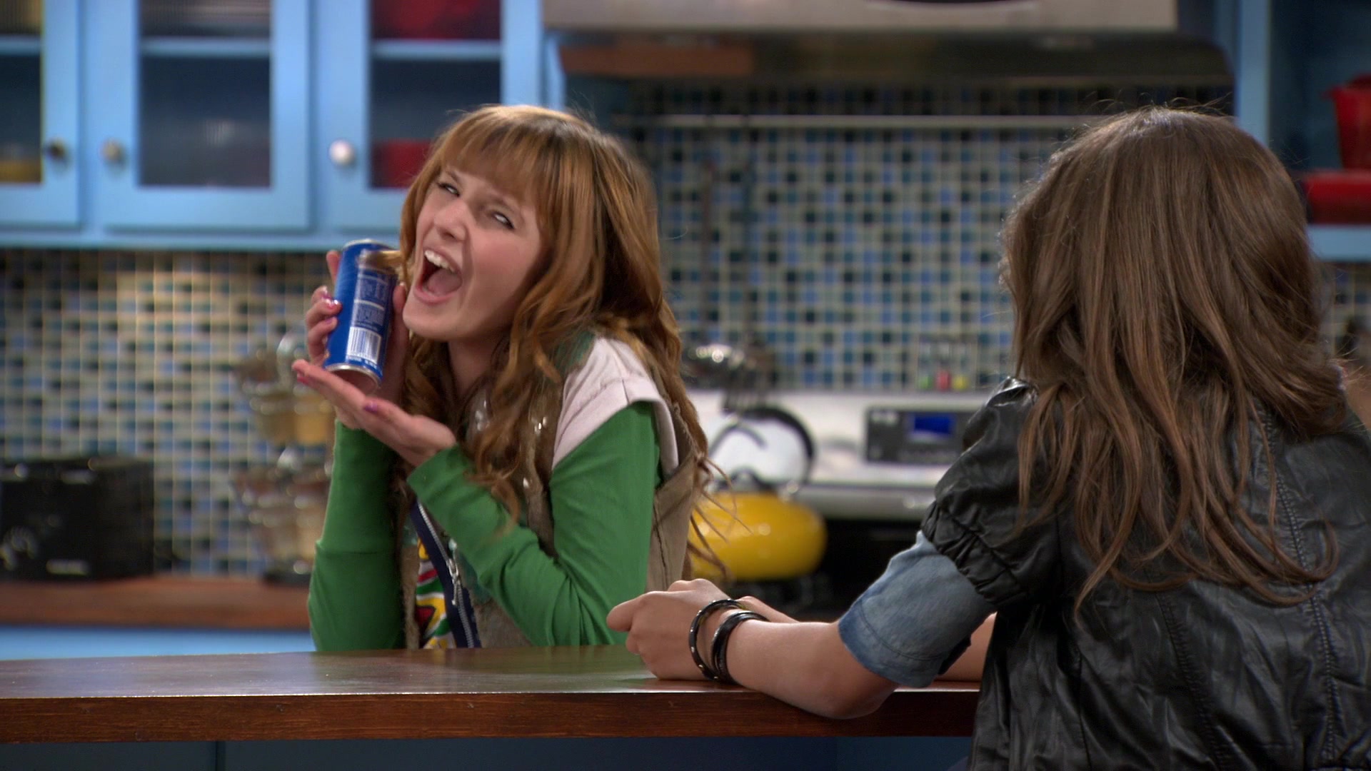 Shake_It_Up_S01E03_1080p_BTD_001331.jpg Shake_It_Up_S01E03_1080p_BTD_001331.jpg