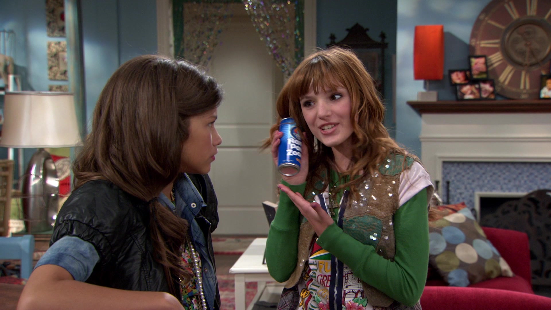 Shake_It_Up_S01E03_1080p_BTD_001351.jpg Shake_It_Up_S01E03_1080p_BTD_001351.jpg