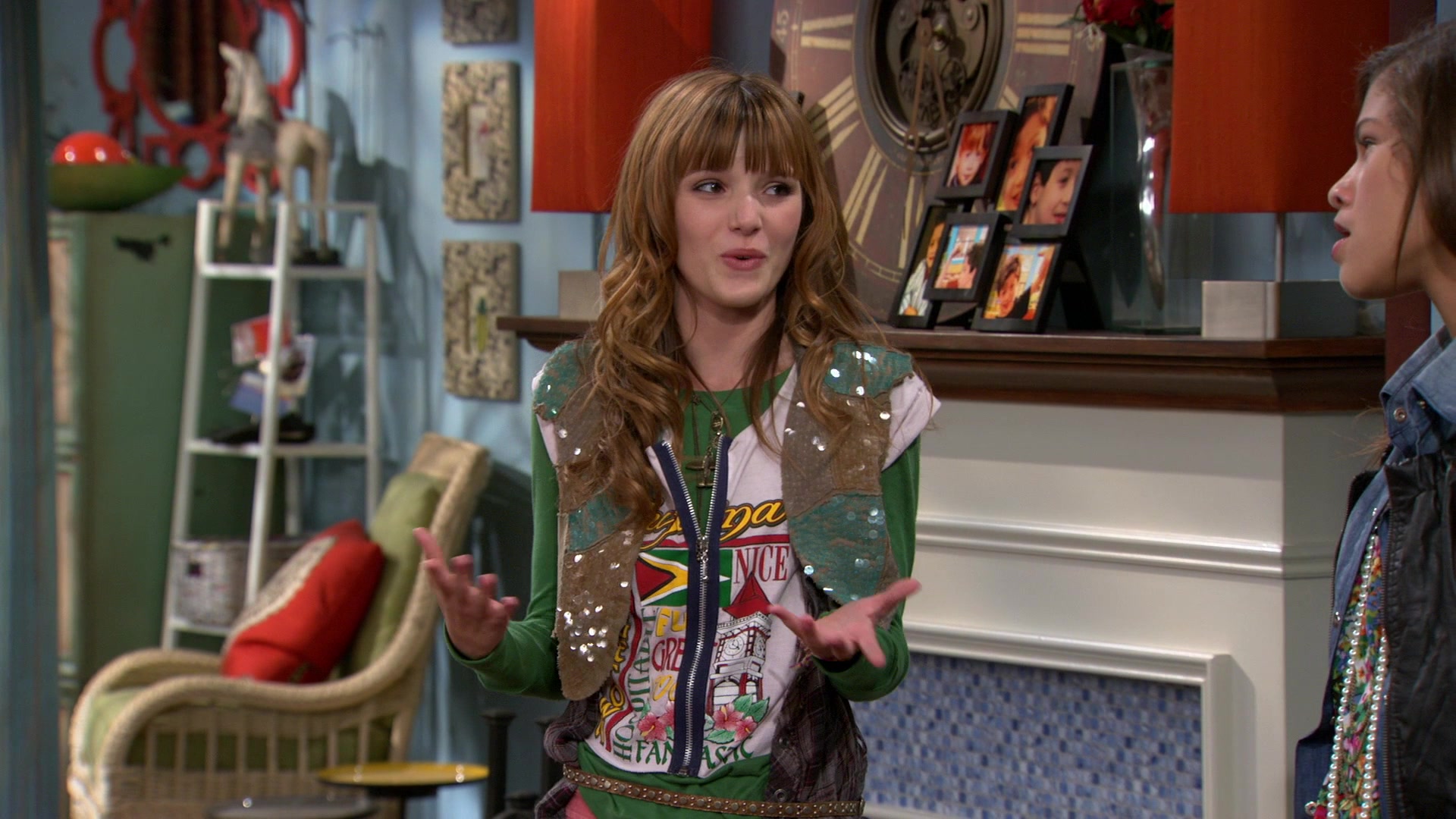 Shake_It_Up_S01E03_1080p_BTD_001414.jpg Shake_It_Up_S01E03_1080p_BTD_001414.jpg
