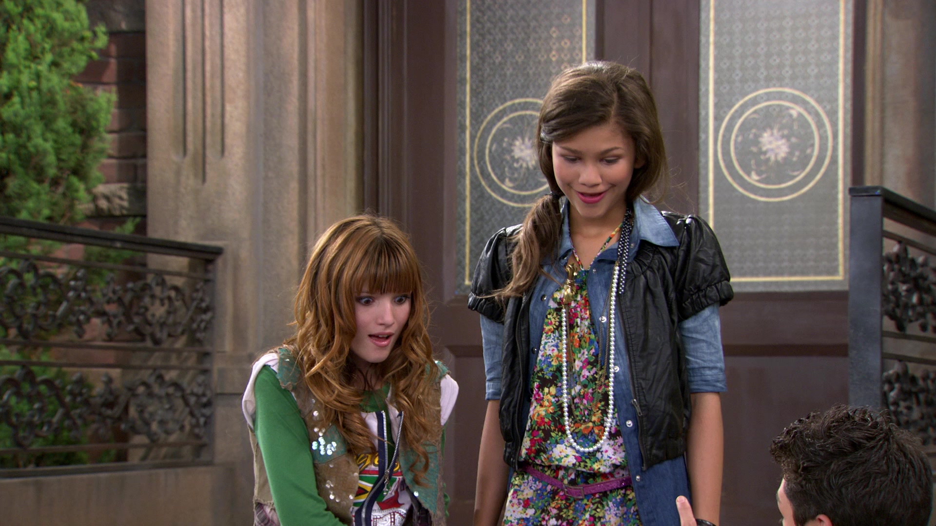 Shake_It_Up_S01E03_1080p_BTD_001523.jpg Shake_It_Up_S01E03_1080p_BTD_001523.jpg