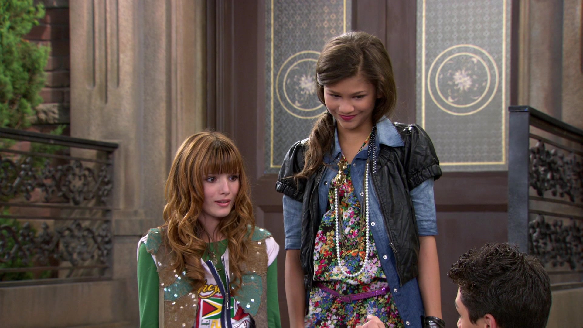 Shake_It_Up_S01E03_1080p_BTD_001558.jpg Shake_It_Up_S01E03_1080p_BTD_001558.jpg