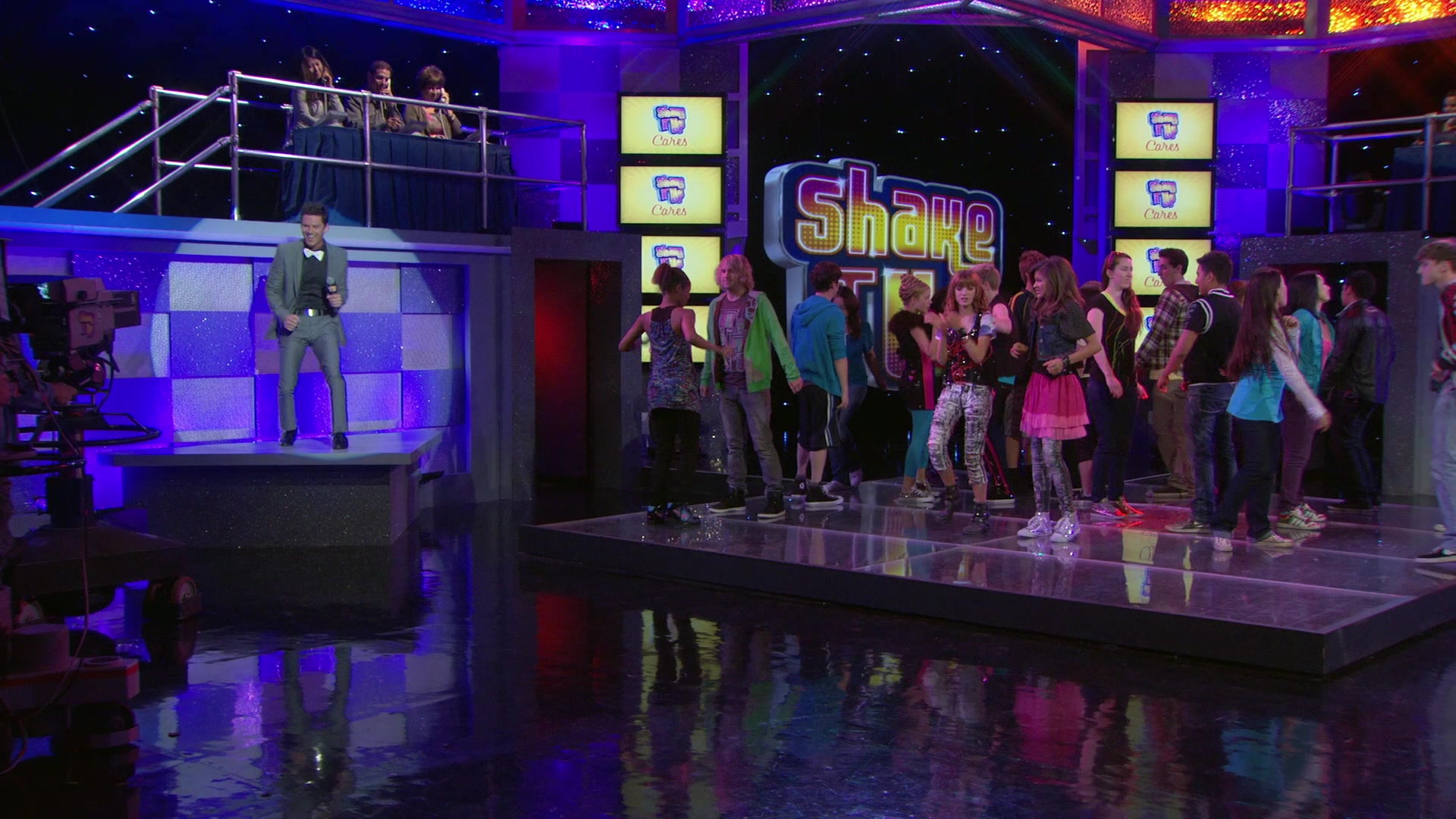 Shake_It_Up_S01E03_1080p_BTD_001987.jpg