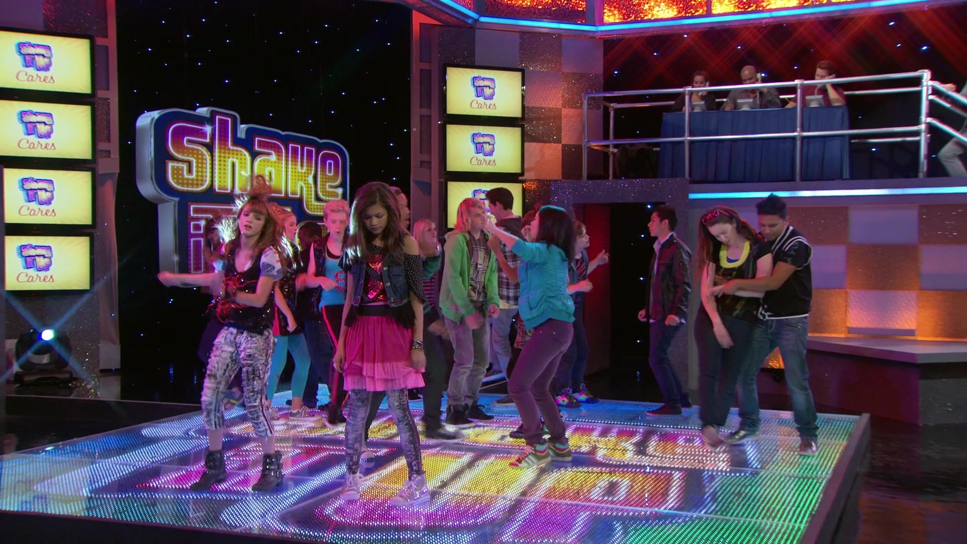 Shake_It_Up_S01E03_1080p_BTD_002181.jpg
