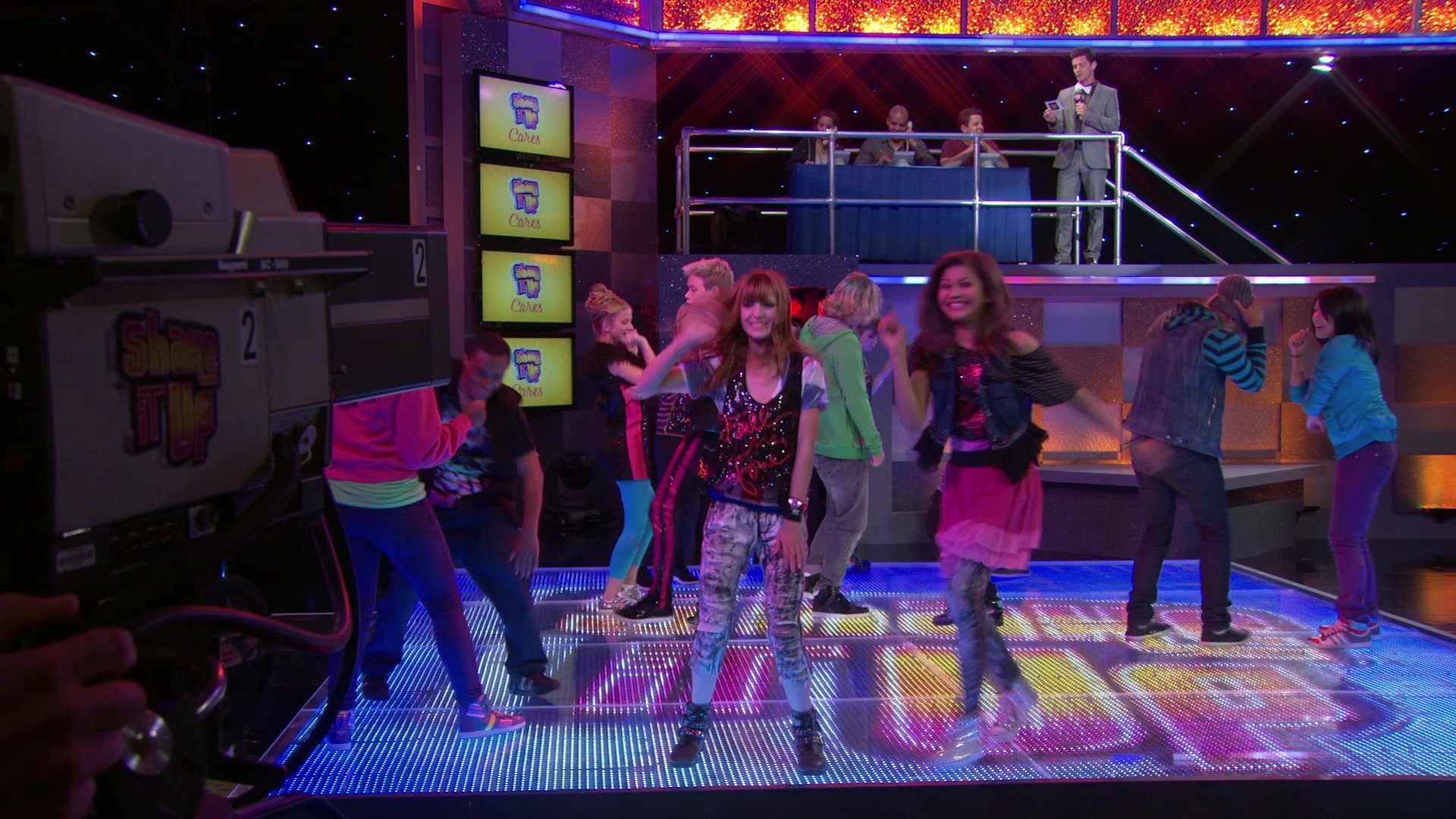 Shake_It_Up_S01E03_1080p_BTD_002237.jpg