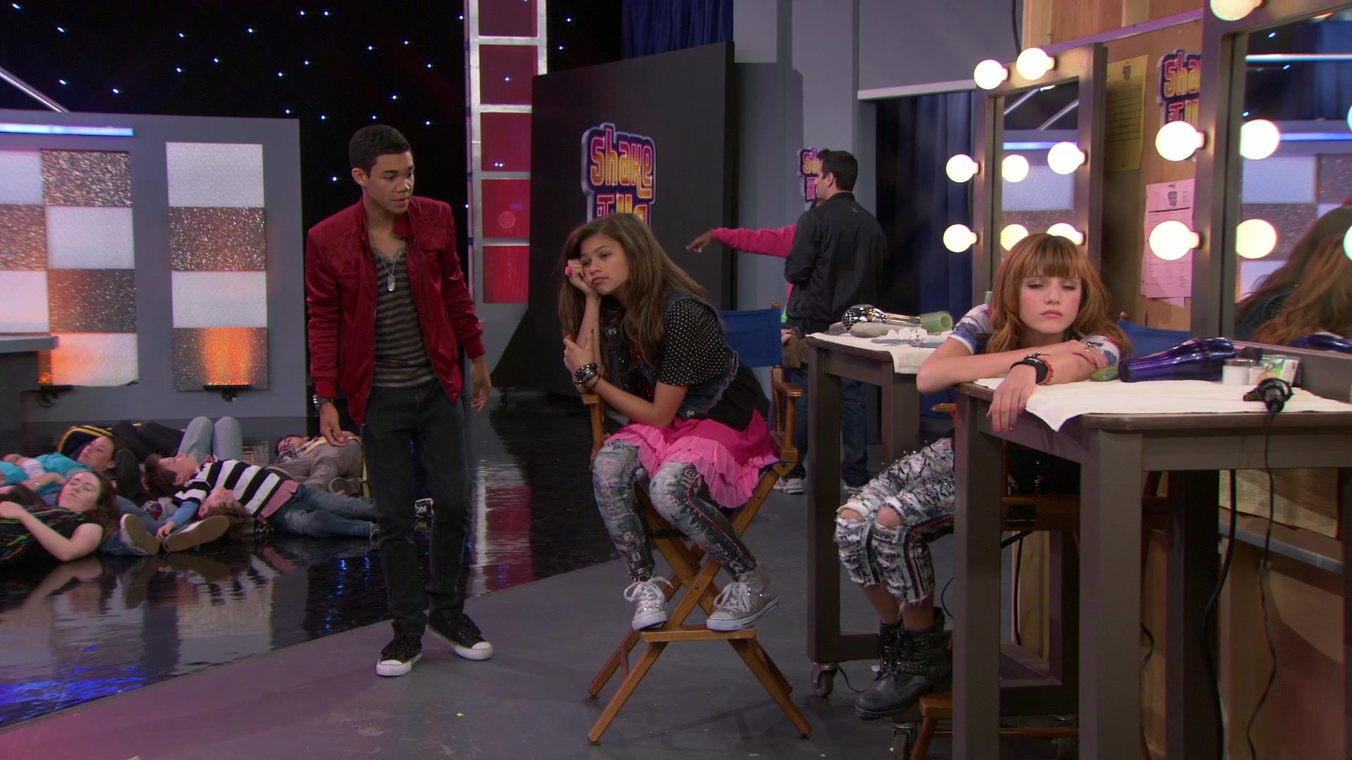 Shake_It_Up_S01E03_1080p_BTD_002471.jpg Shake_It_Up_S01E03_1080p_BTD_002471.jpg