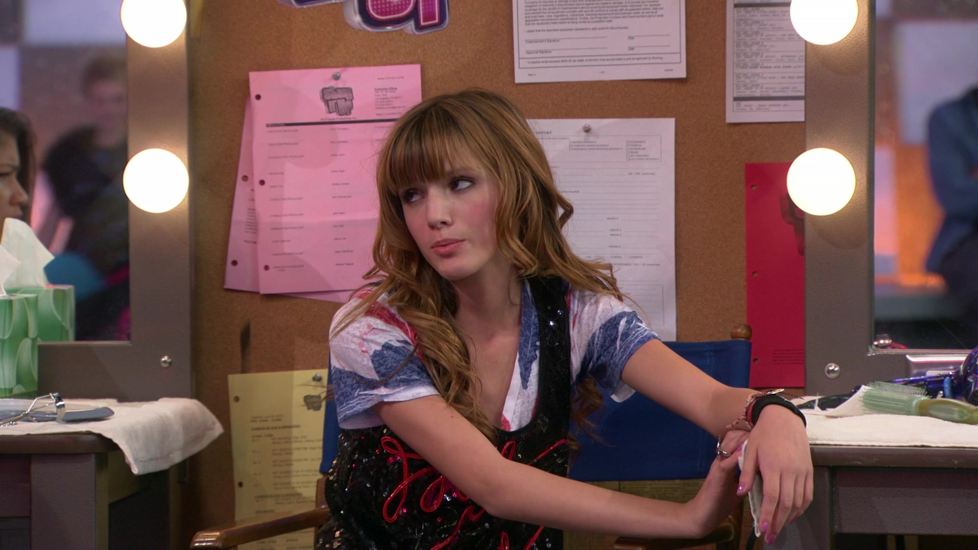 Shake_It_Up_S01E03_1080p_BTD_002500.jpg