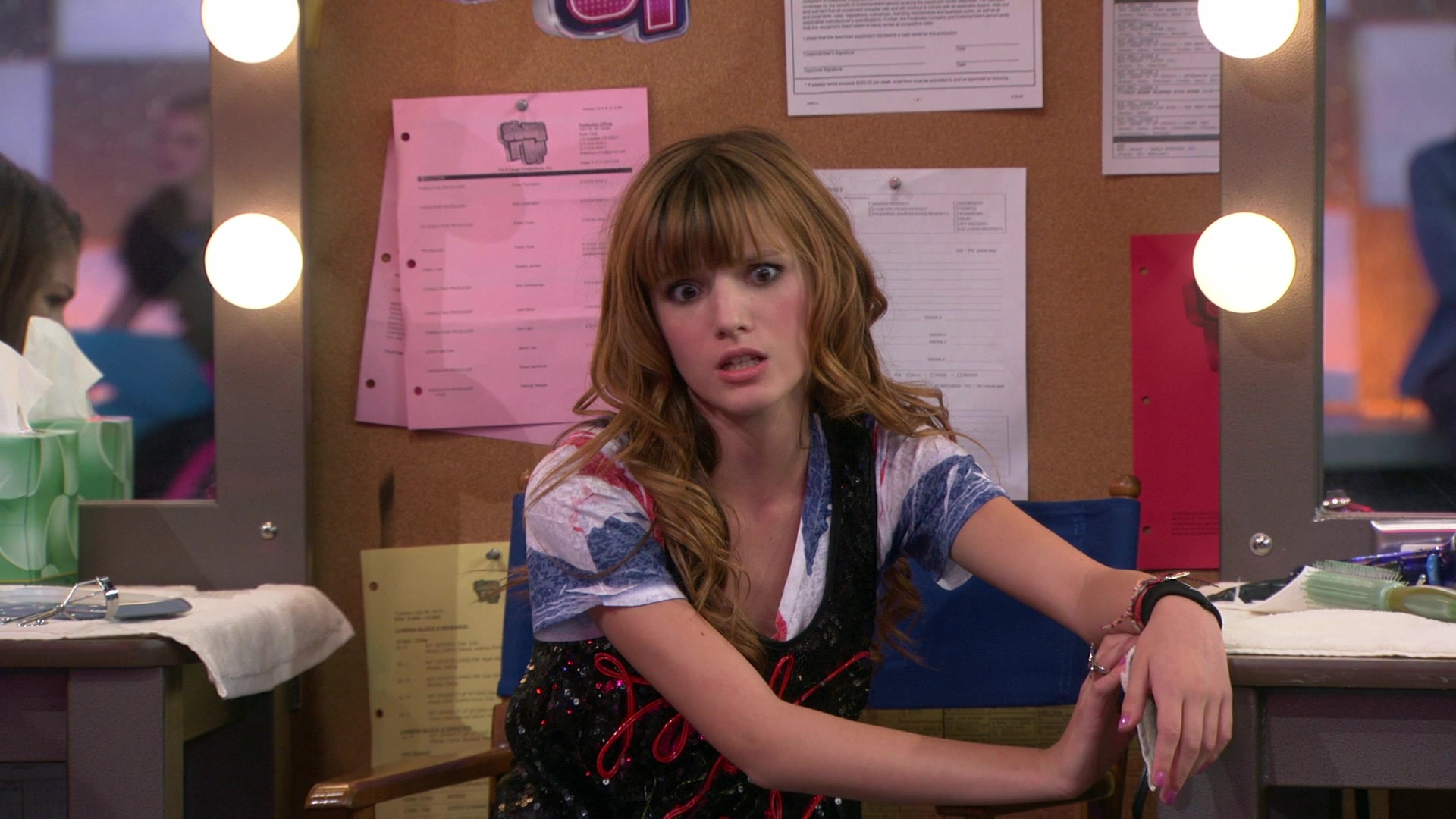 Shake_It_Up_S01E03_1080p_BTD_002503.jpg