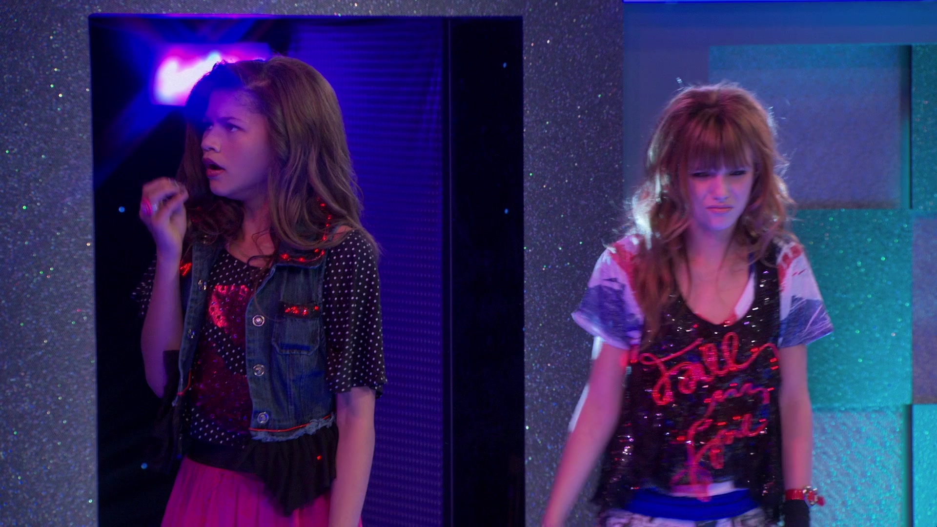 Shake_It_Up_S01E03_1080p_BTD_002672.jpg