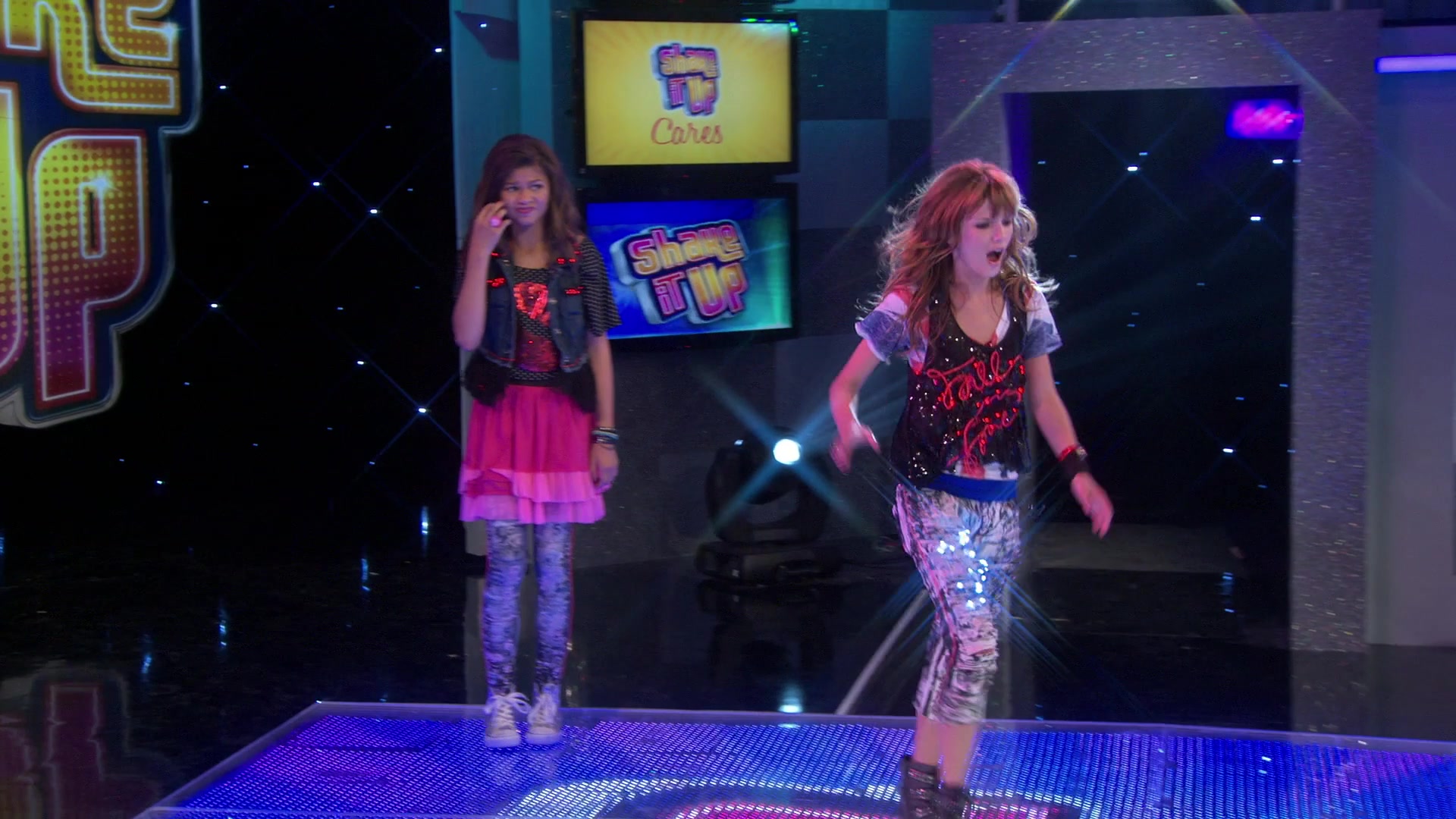 Shake_It_Up_S01E03_1080p_BTD_002681.jpg