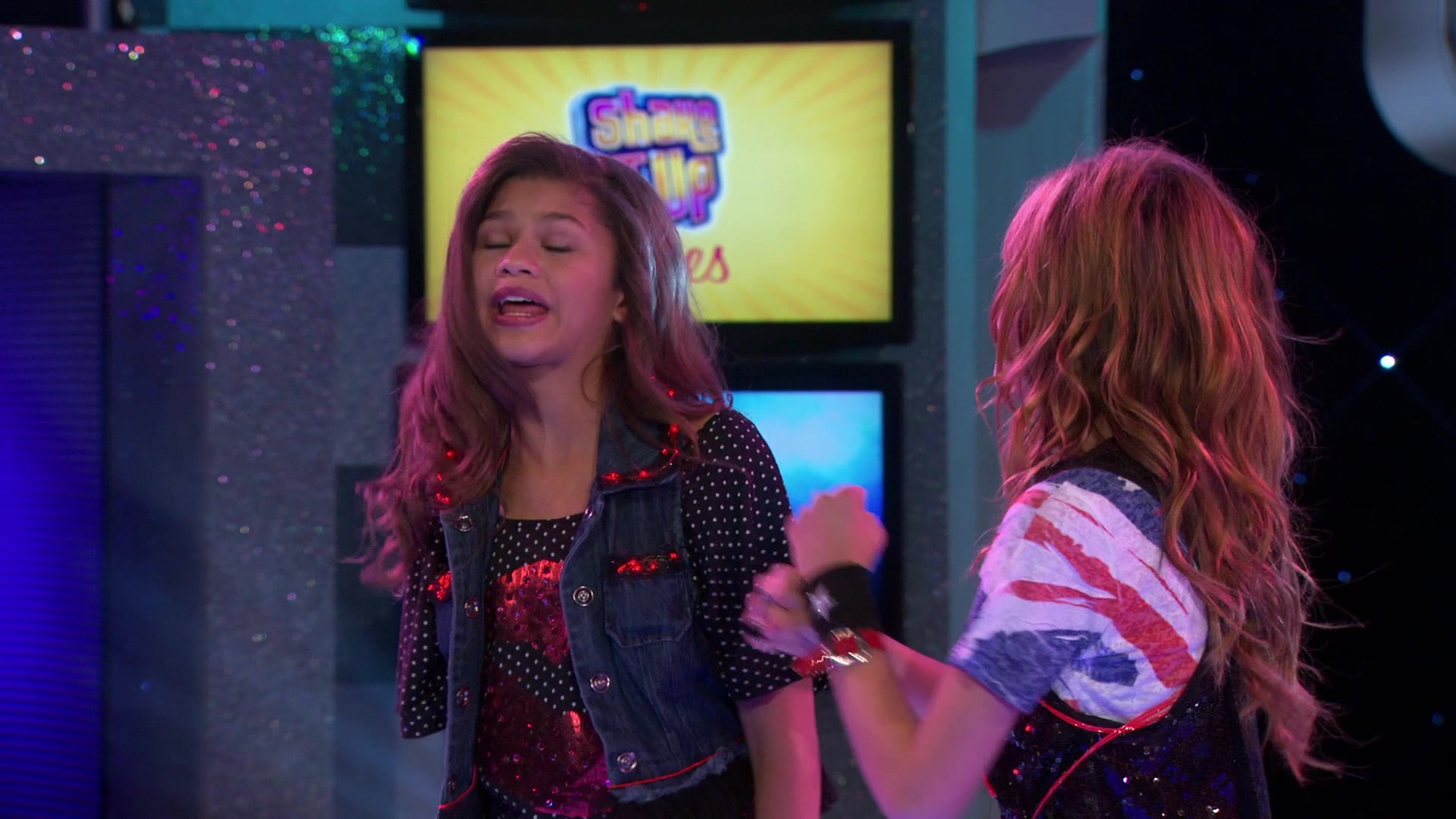 Shake_It_Up_S01E03_1080p_BTD_002732.jpg
