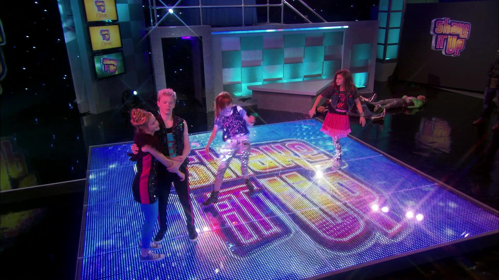 Shake_It_Up_S01E03_1080p_BTD_002953.jpg Shake_It_Up_S01E03_1080p_BTD_002953.jpg