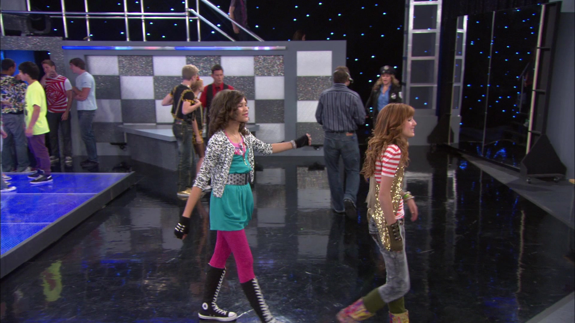 Shake_It_Up_S01E04_1080p_BTD_000153.jpg Shake_It_Up_S01E04_1080p_BTD_000153.jpg