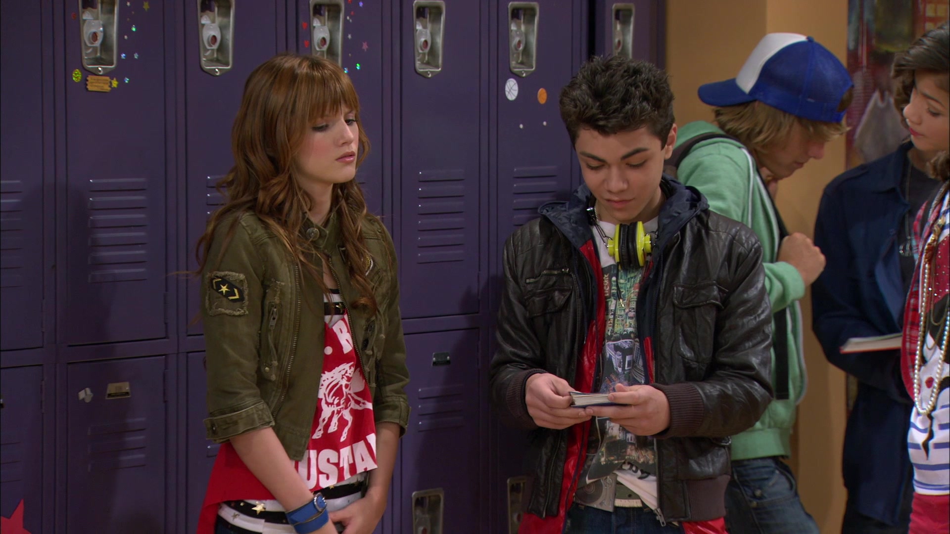 Shake_It_Up_S01E04_1080p_BTD_000641.jpg Shake_It_Up_S01E04_1080p_BTD_000641.jpg