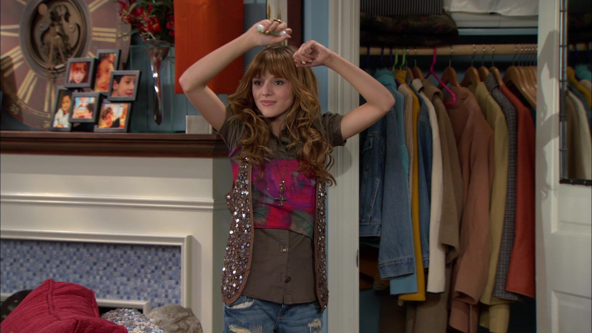 Shake_It_Up_S01E04_1080p_BTD_000960.jpg Shake_It_Up_S01E04_1080p_BTD_000960.jpg