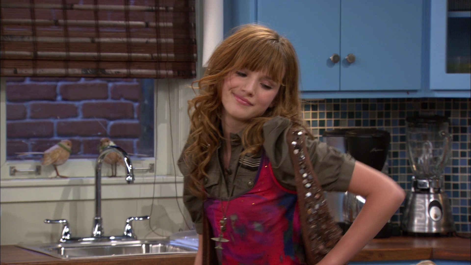 Shake_It_Up_S01E04_1080p_BTD_001295.jpg