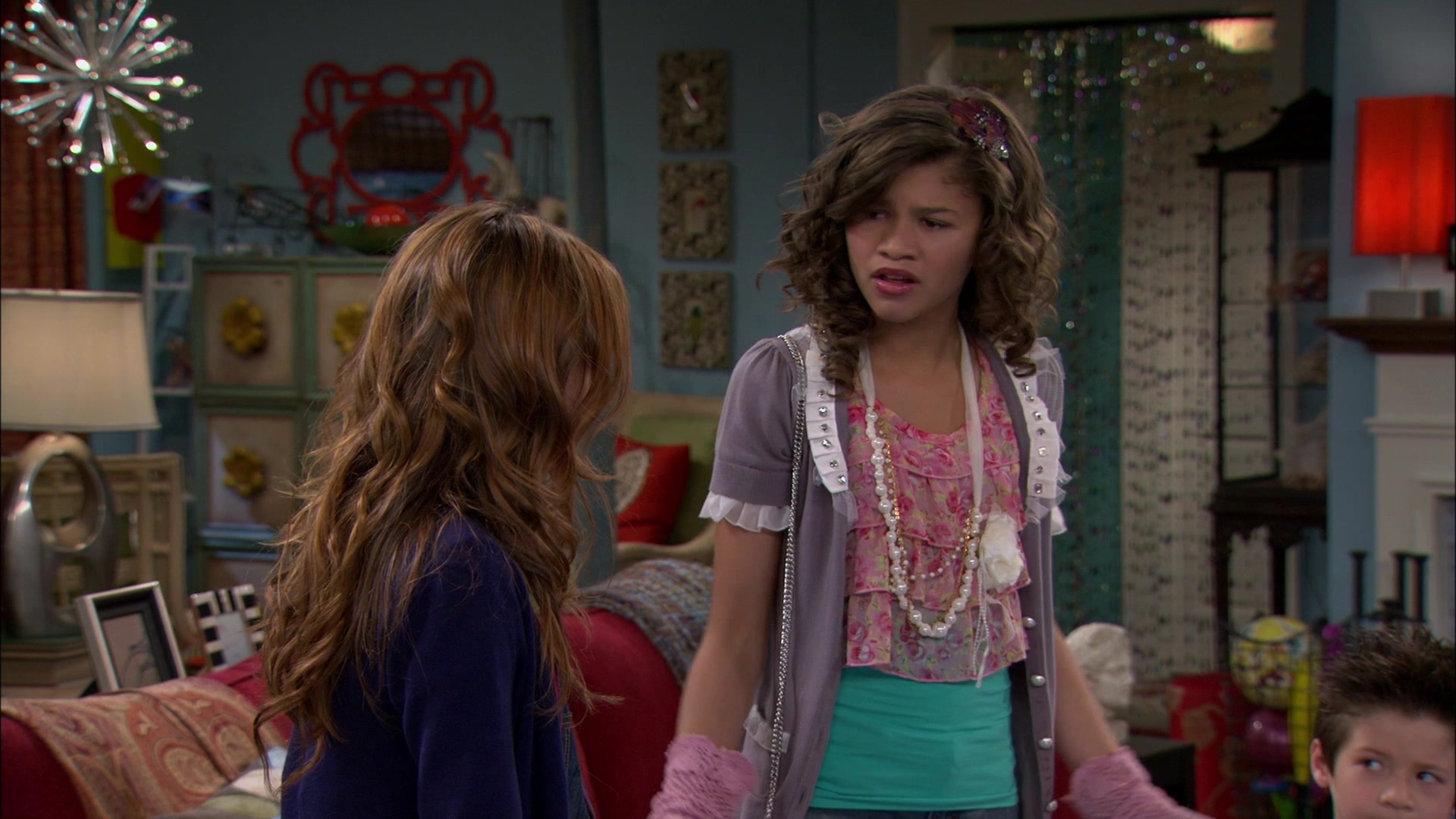 Shake_It_Up_S01E04_1080p_BTD_002493.jpg