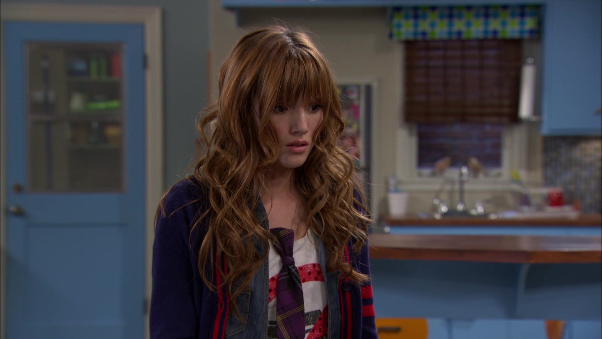Shake_It_Up_S01E04_1080p_BTD_002501.jpg