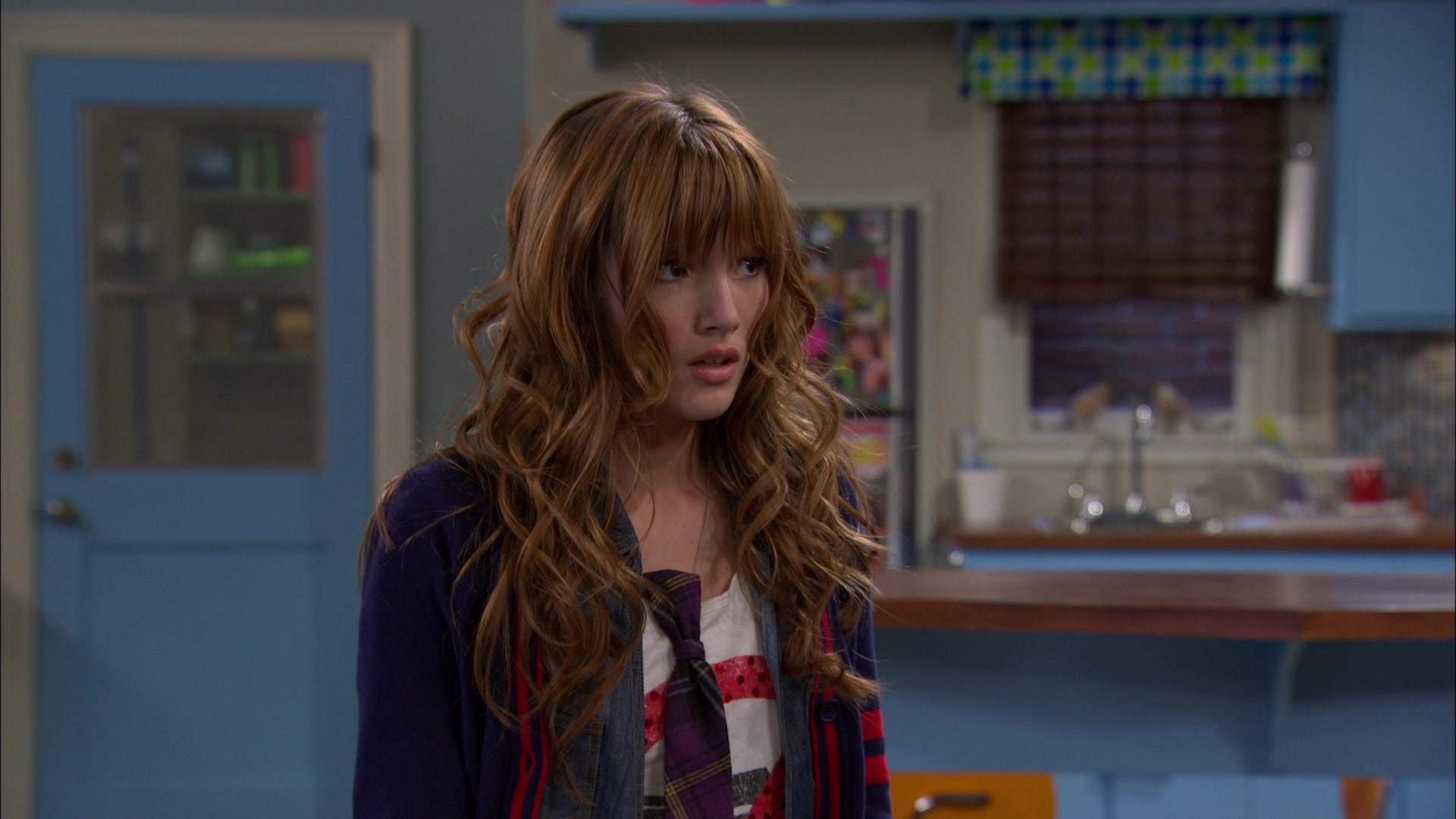 Shake_It_Up_S01E04_1080p_BTD_002502.jpg