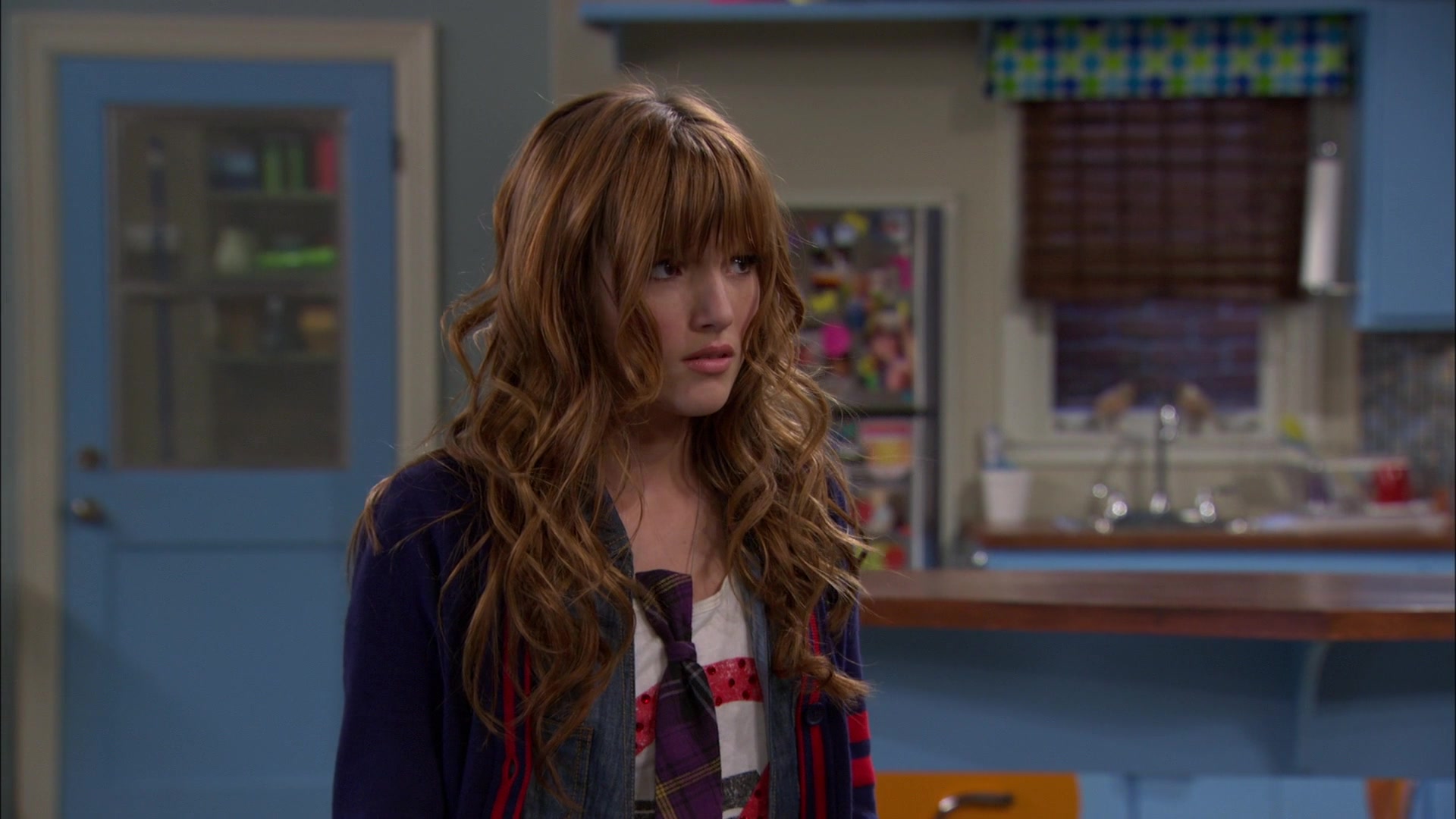 Shake_It_Up_S01E04_1080p_BTD_002503.jpg