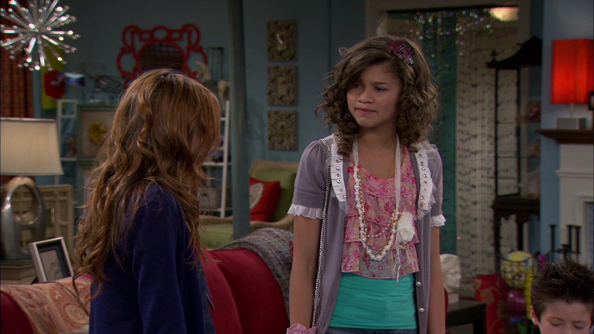 Shake_It_Up_S01E04_1080p_BTD_002507.jpg