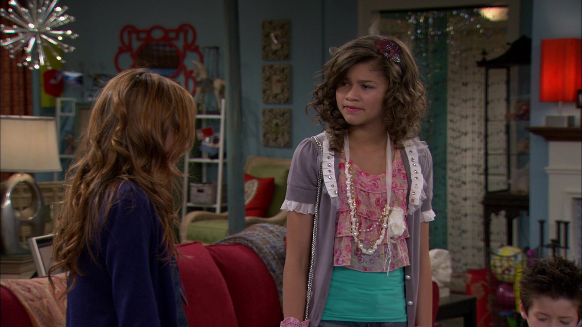 Shake_It_Up_S01E04_1080p_BTD_002508.jpg
