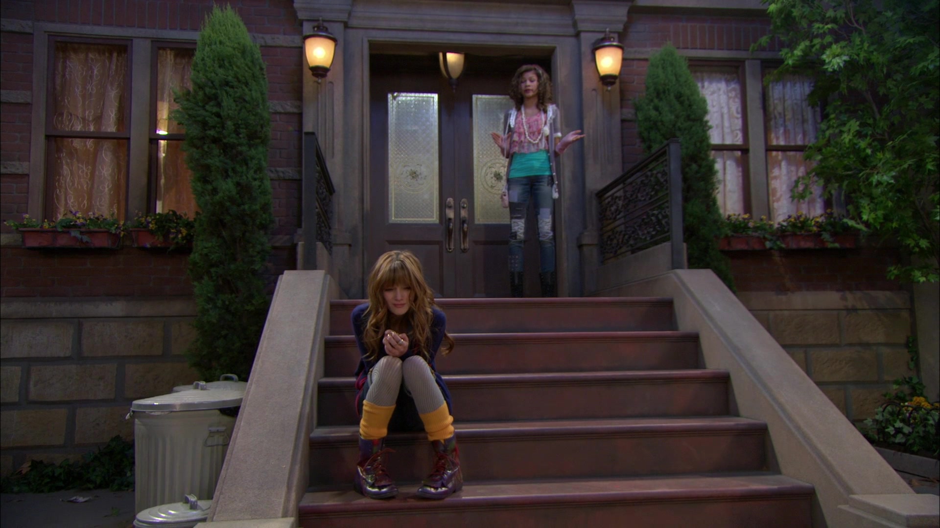 Shake_It_Up_S01E04_1080p_BTD_002570.jpg