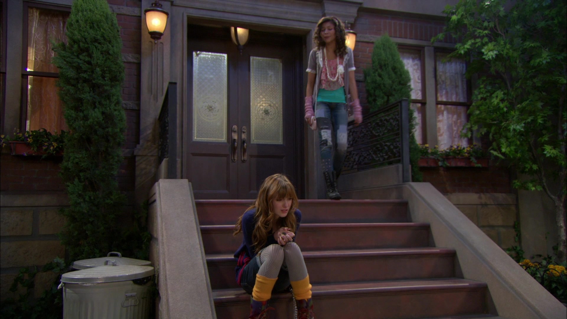 Shake_It_Up_S01E04_1080p_BTD_002592.jpg