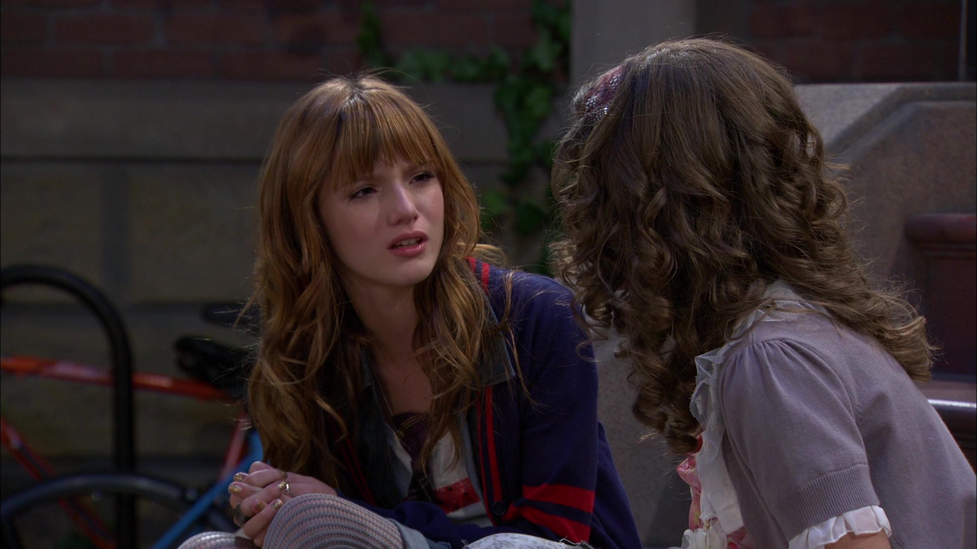 Shake_It_Up_S01E04_1080p_BTD_002694.jpg