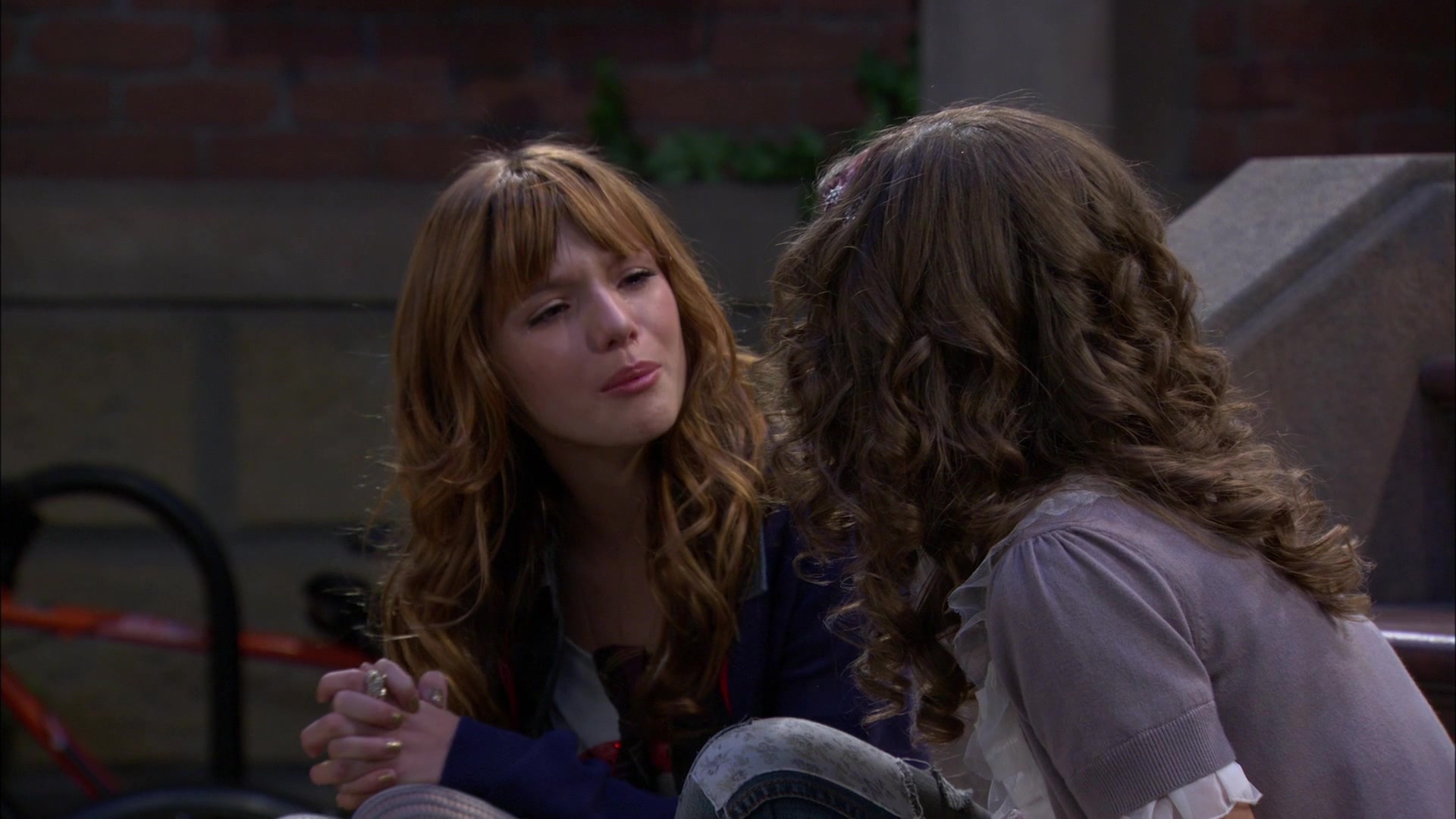 Shake_It_Up_S01E04_1080p_BTD_002716.jpg