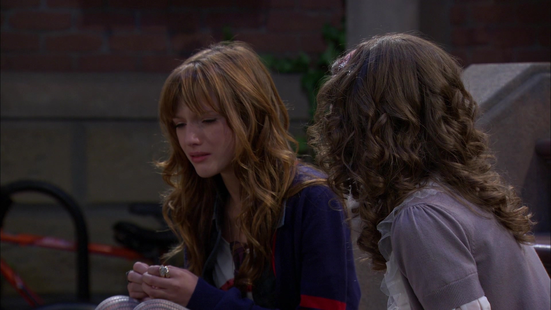 Shake_It_Up_S01E04_1080p_BTD_002743.jpg