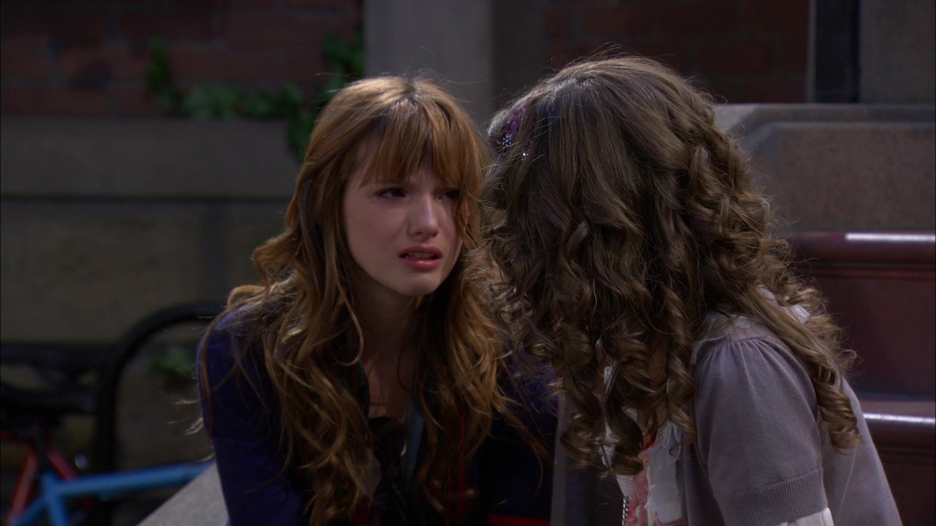 Shake_It_Up_S01E04_1080p_BTD_002789.jpg