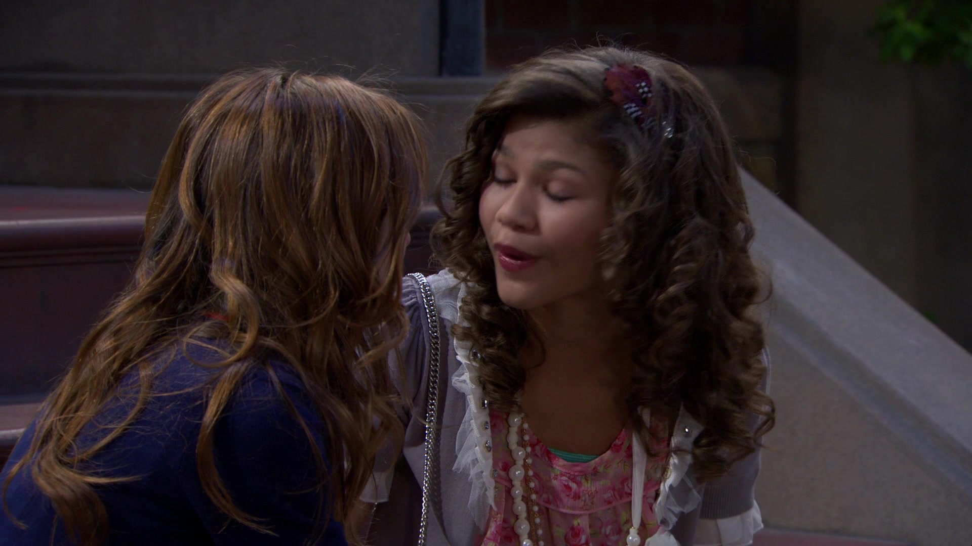 Shake_It_Up_S01E04_1080p_BTD_002804.jpg Shake_It_Up_S01E04_1080p_BTD_002804.jpg